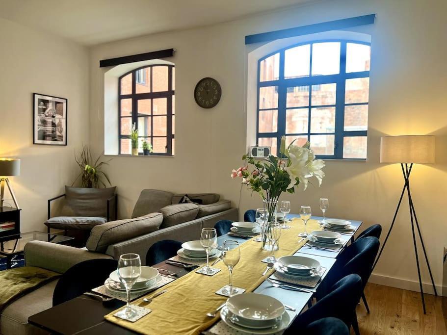 Вилла Twilight House -Wyndale Living- B'Ham Jq Townhouse Бирмингем Экстерьер фото